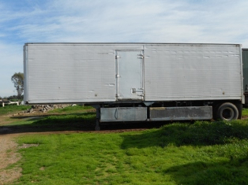 Portable toilet trailers 05
