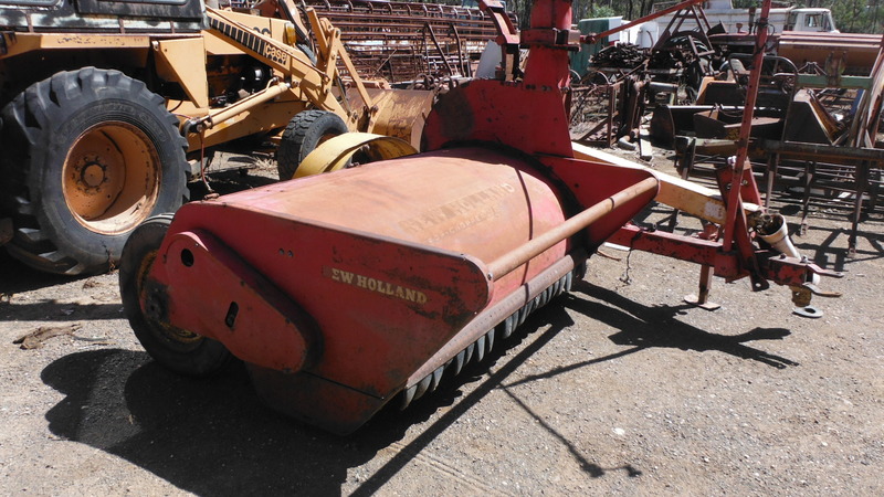 NEW HOLLAND CHOPPER 3223