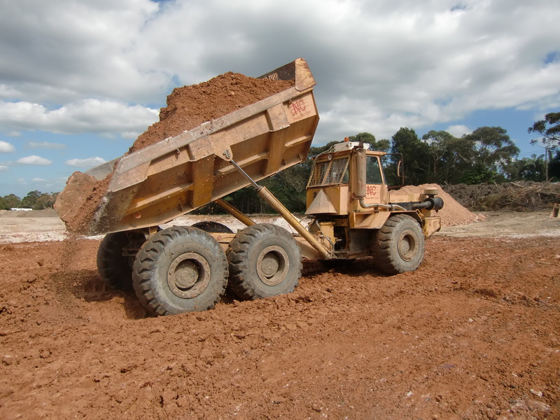 1990 BELL DUMP TRUCK 05
