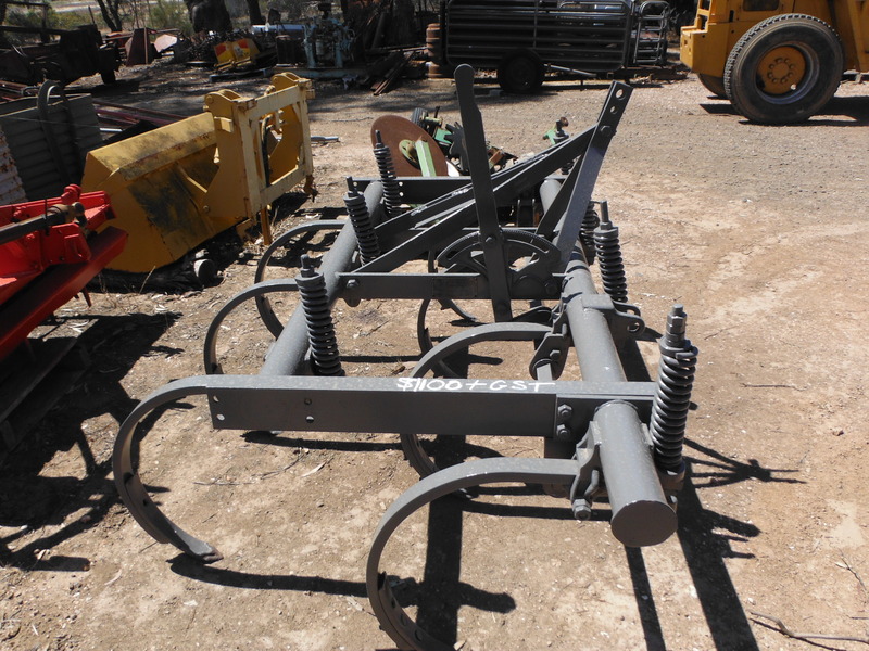 GRAHAM HOLMES CHISEL PLOUGH 4805