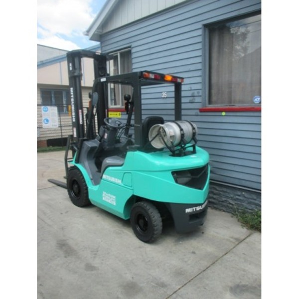 2008 Mitsubishi FG25ZN forklift #1170