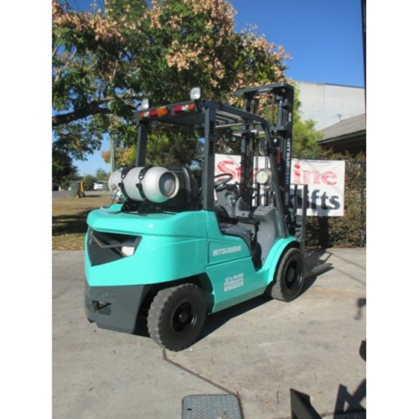 2005 MITSUBISHI FGE30 FORKLIFT 1169