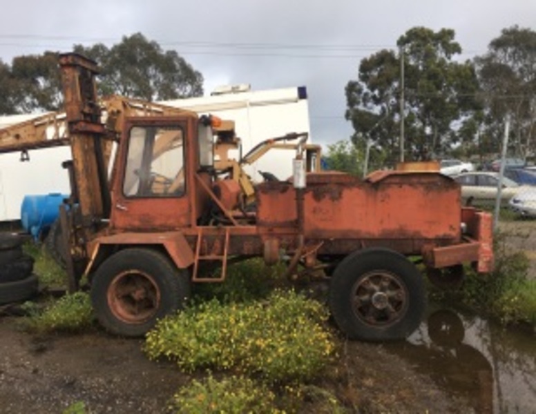 HOMEMADE FORKLIFT 37