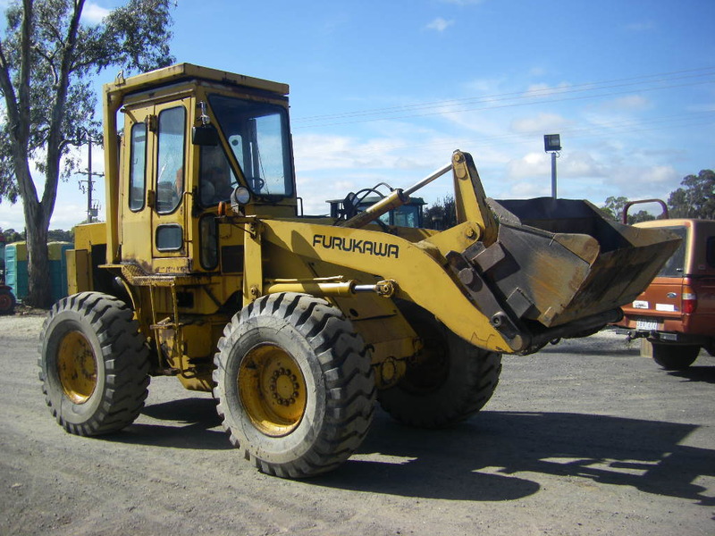 FURUKAWA LOADER 7357