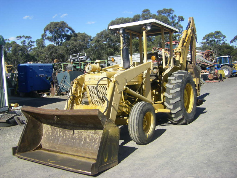 FORD FEL BACKHOE 7577