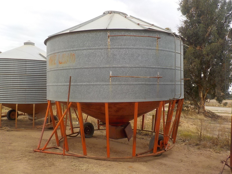 MACEY FIELD BIN #0563
