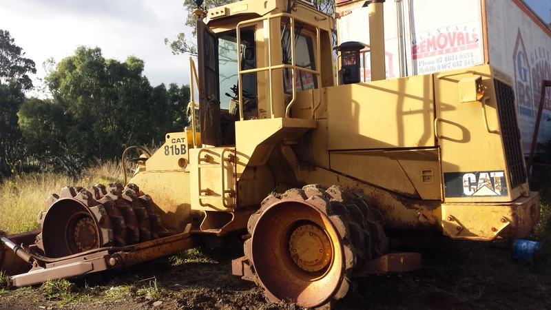 CAT 816B COMPACTOR 3943