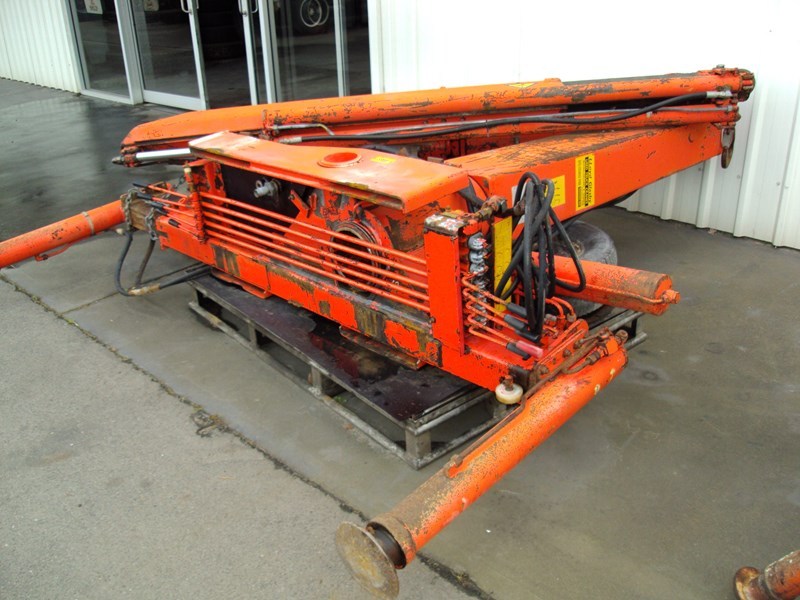 PALFINGER PK-7000 CRANE