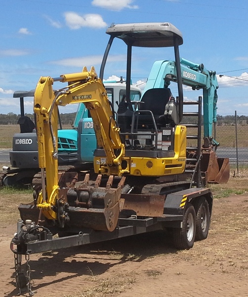 2014 NEW HOLLAND E18SR EXCAVATOR #R1735