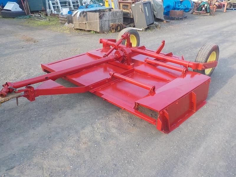 NEW HOLLAND TRAILING SLASHER D38