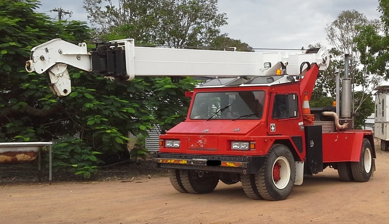 1989 Linmac 10 Ton Crane