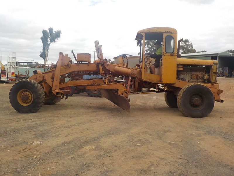 AVELING AUSTIN GRADER #j146