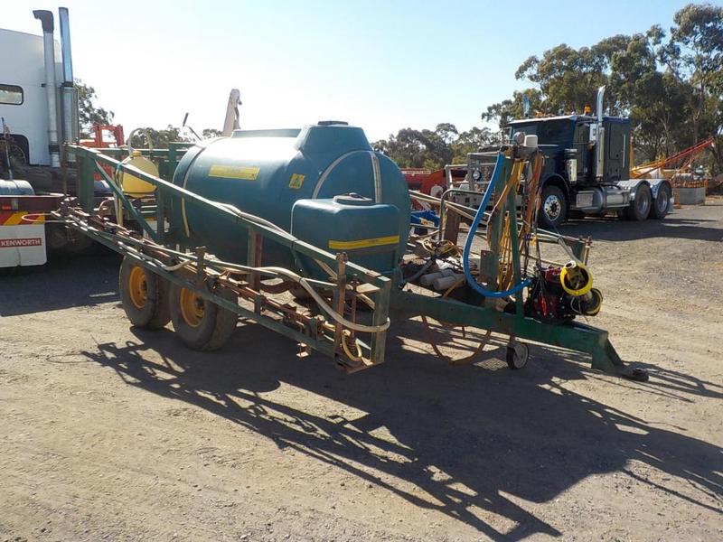 GOLDACRES 1900 LTR TANK JJ00080