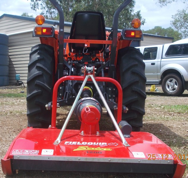 2011 KUBOTA L3400D TRACTOR