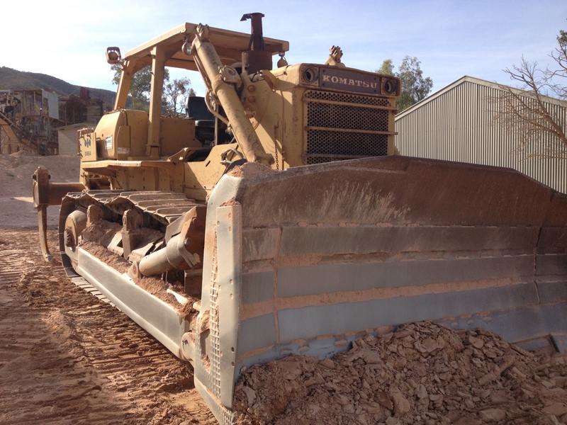 KOMATSU D355A DOZER