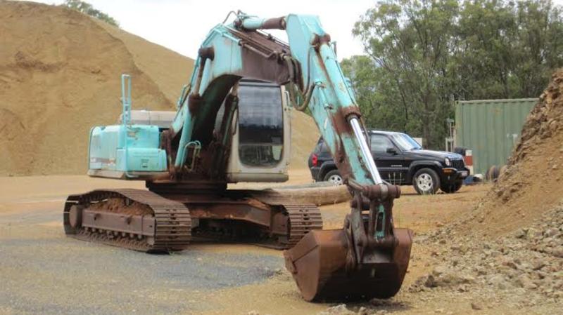 2004 KOBELCO SK250-6E