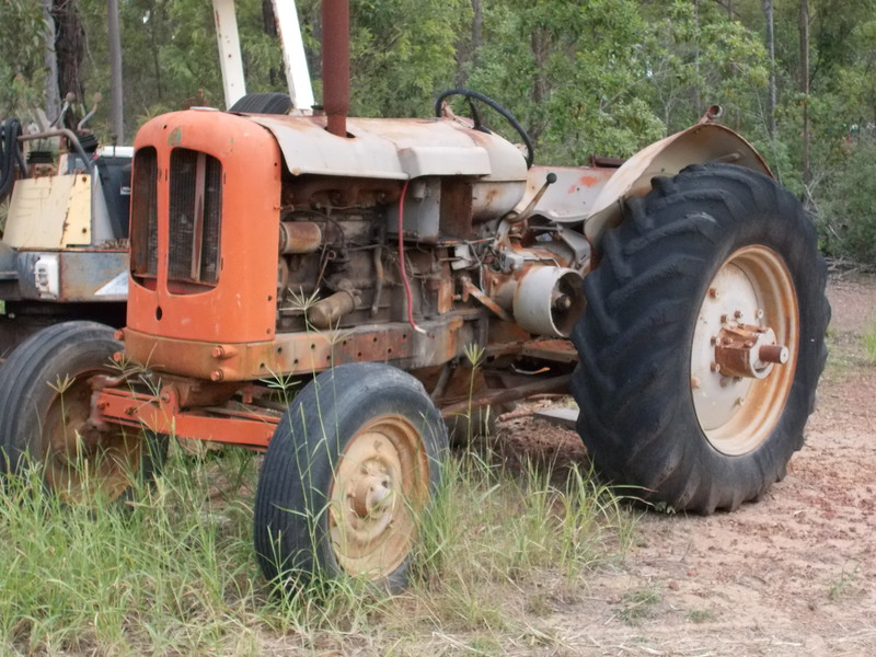 NUFFIELD DM4 DIESEL TRACTOR 
