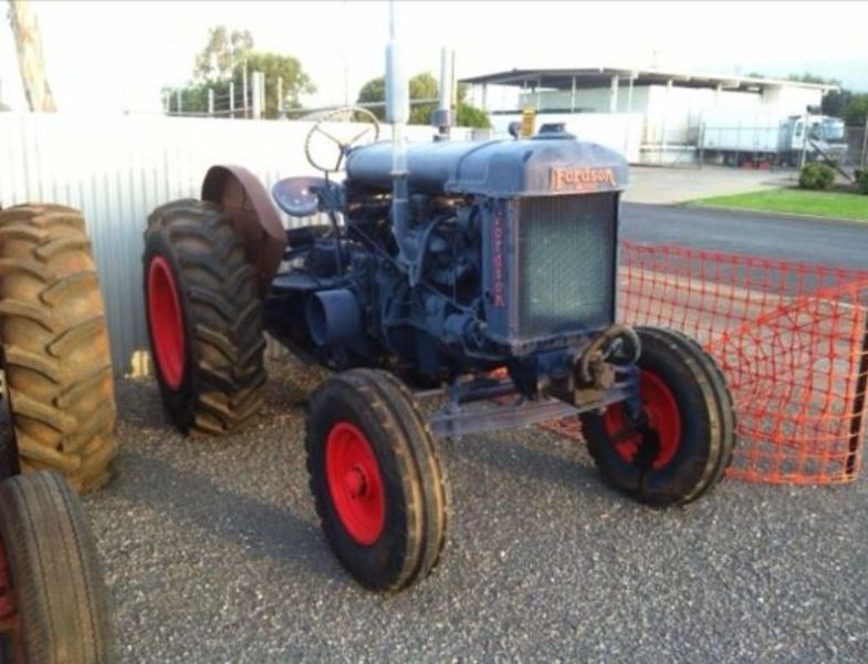 FORDSON E27N