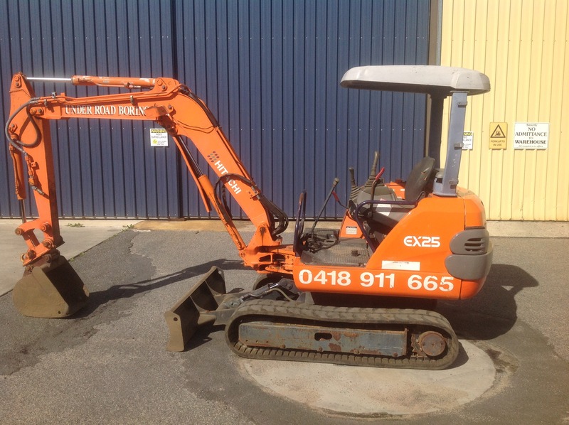 Hitachi EX-25