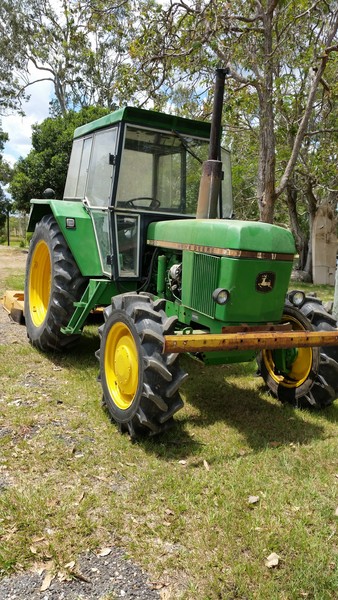 JOHN DEERE 3130