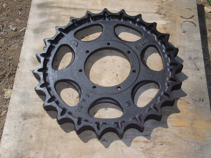 REAR DRIVE SPROCKET