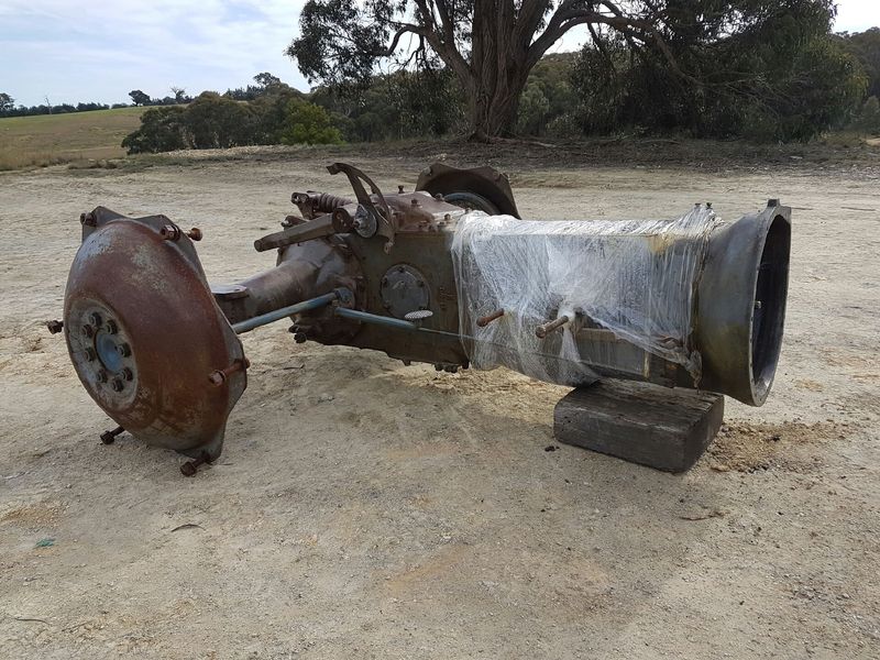 1952 GREY FERGIE REAR AXLE UNIT