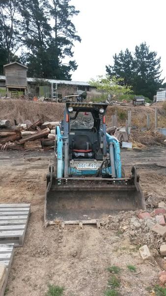 2000 TOYOTA HUSKY BOBCAT SDK8