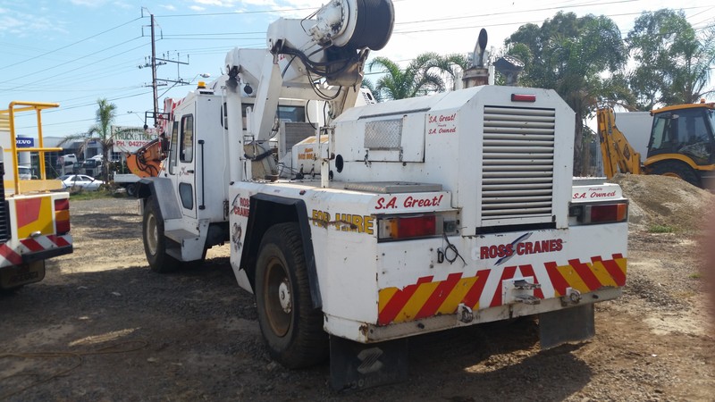 2009 ZOOMLION 420 CRANE