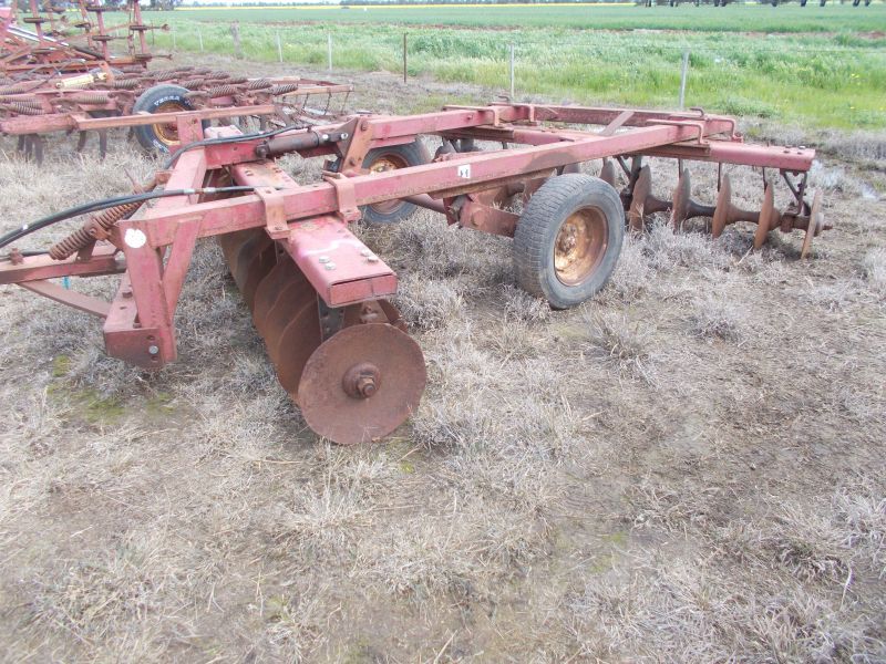 INTERNATIONAL 3-5 28 PLATE OFFSET DISC