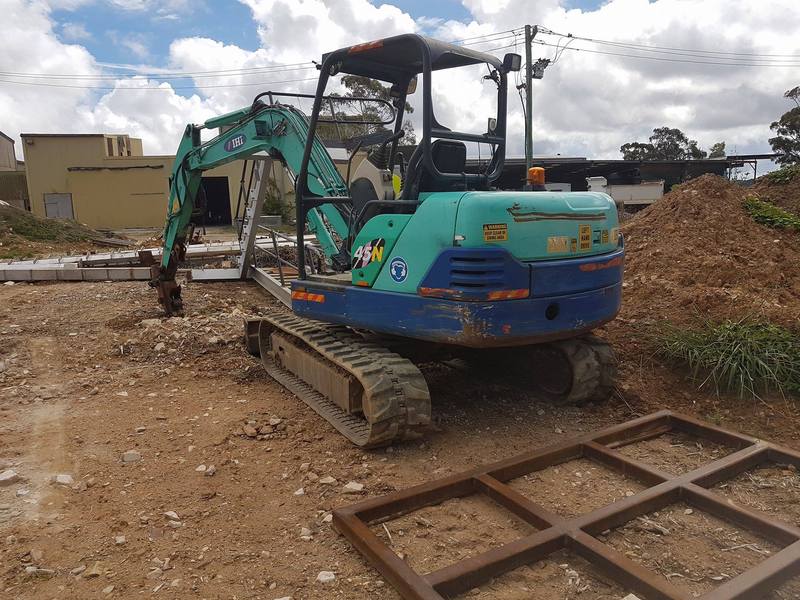 IHI 45N EXCAVATOR 5.5 TONNE