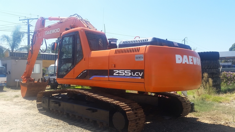 2007 DAEWOO SOLAR 255 EXCAVATOR