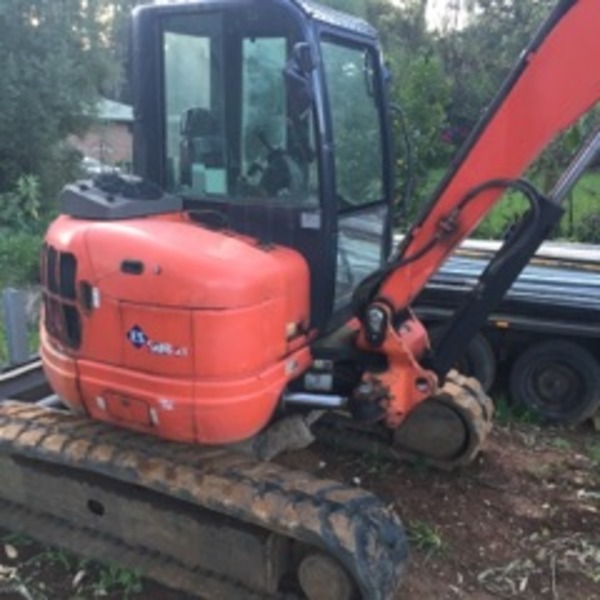 2011 EUROCOMACH EXCAVATOR