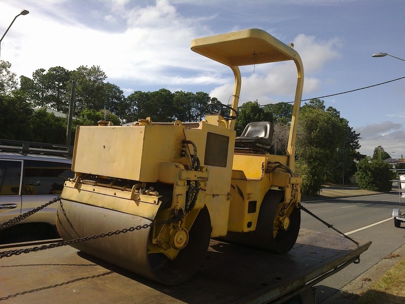INGERSOLL RAND DD32 DOUBLE DRUM COMPACTION ROLLER