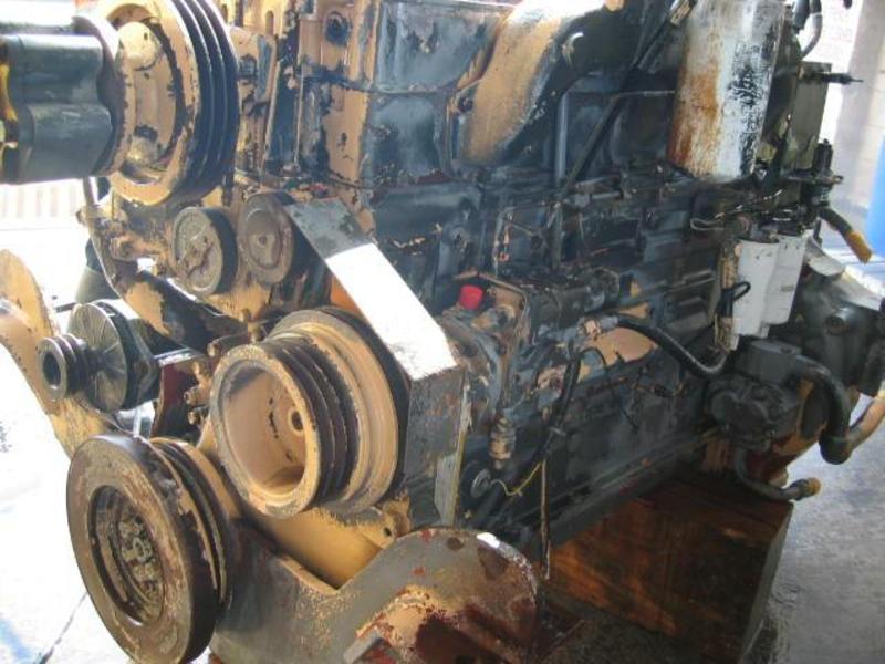 Ex-Army Komatsu D85A-18 Engine with T/C and Pumps.