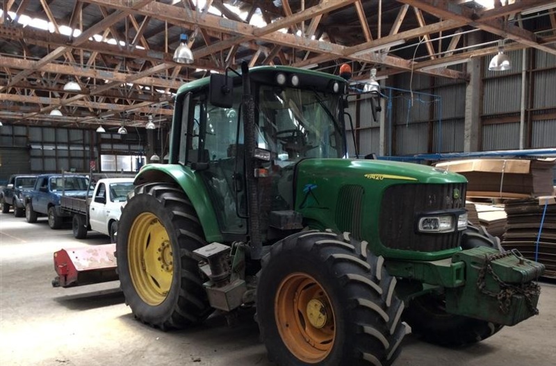 2004 JOHN DEERE 6420