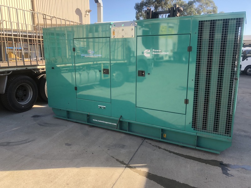 CUMMINS GENERATOR 330KVA