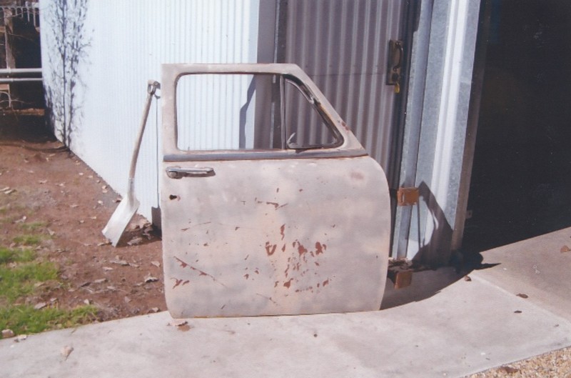 FORD MAINLINE UTE RH DOOR