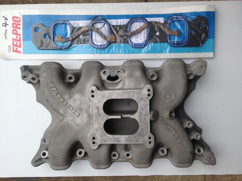 FORD CLEVELAND M/T ALLOY FINNED ROCKER COVERS,