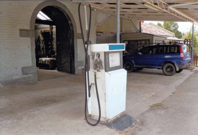 PETROL BOWSER