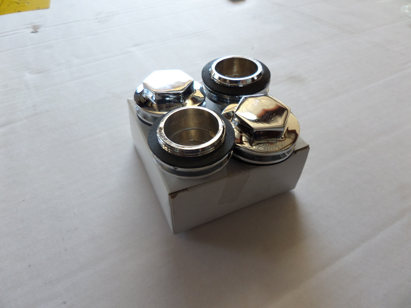 Custom Chromed and Finned Rocker Box Cap Sets