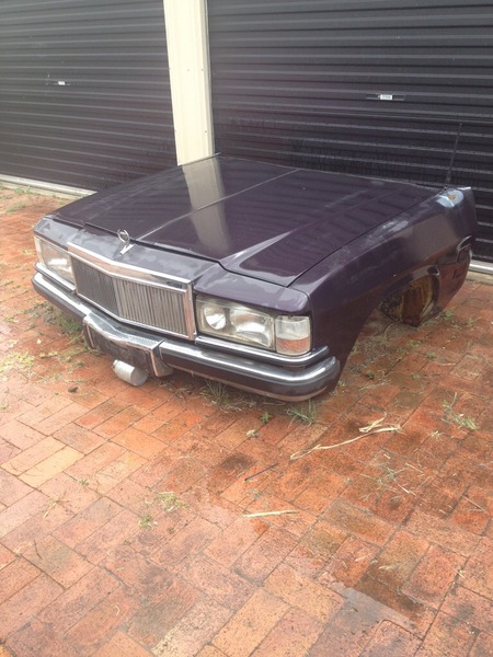 HOLDEN CAPRICE HQ-WB FRONT END