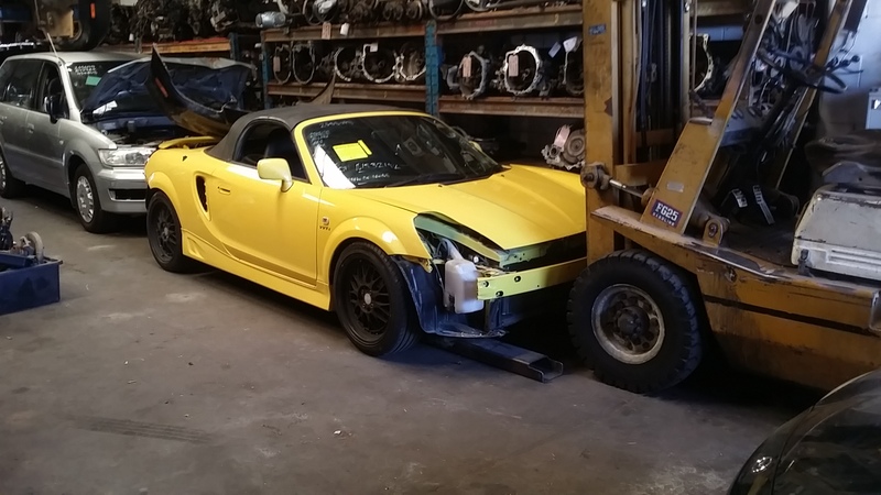 TOYOTA MR2 SPYDER 04 MOD