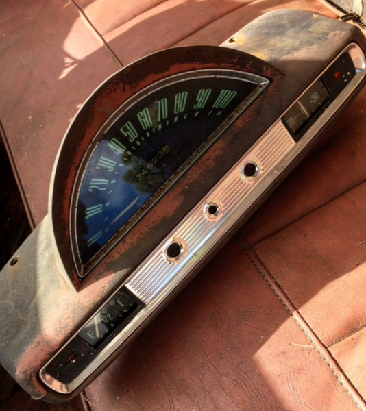 FORD ZEPHYR MK II 1958 GAUGE PANEL