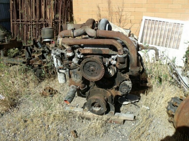 DETROIT 692 ENGINE 204