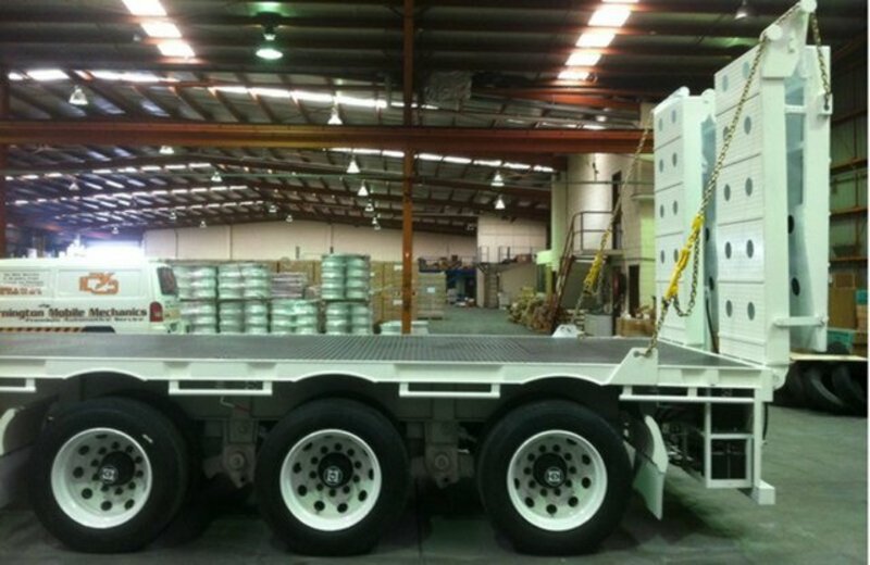 2014 Ultimate Trailers Extendable Drop Deck Trailer &Ramps
