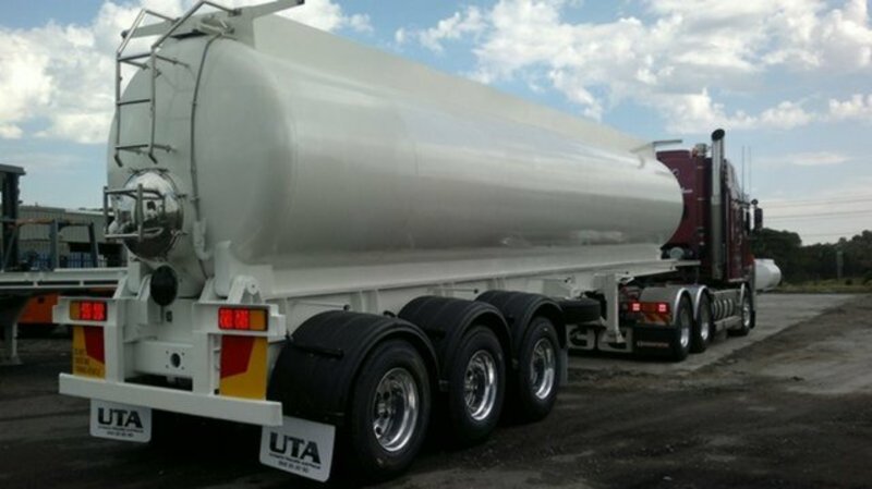 2014 Ultimate Trailers VACUUM TIPPER 26000LTR CHASSIS TIP