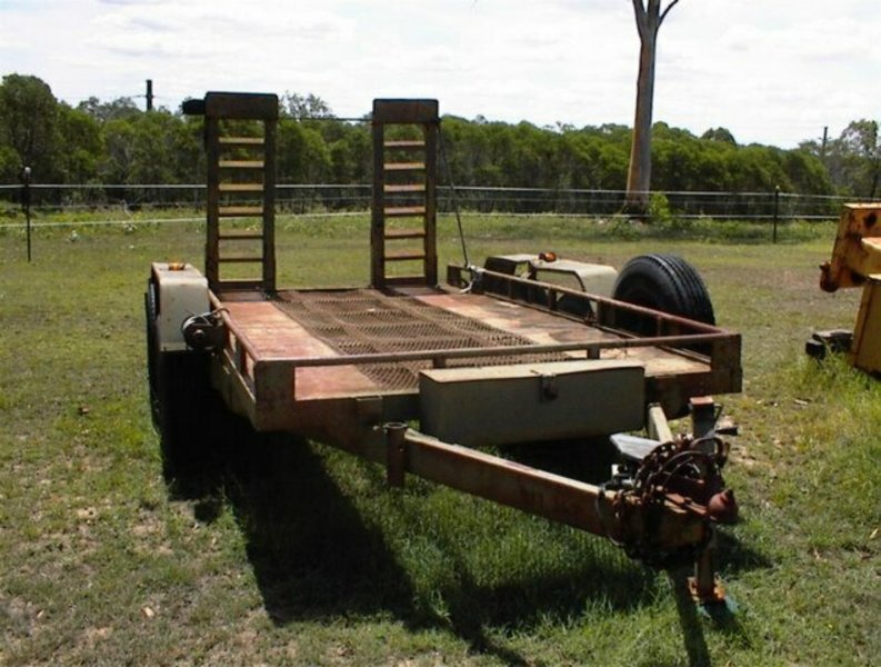 Homemade tandem plant trailer