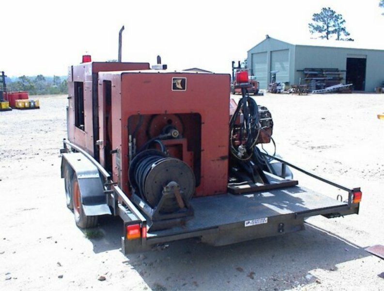 Ditchwitch Directional borer JT911