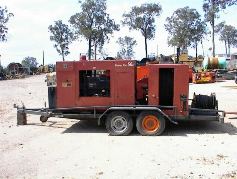 Ditchwitch Directional borer JT911