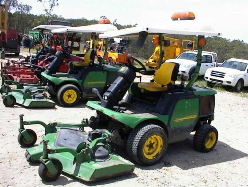 JOHN DEERE 1445 series2 4x4 diesel mower